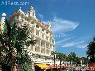 Palace-Bellevue Hotel 